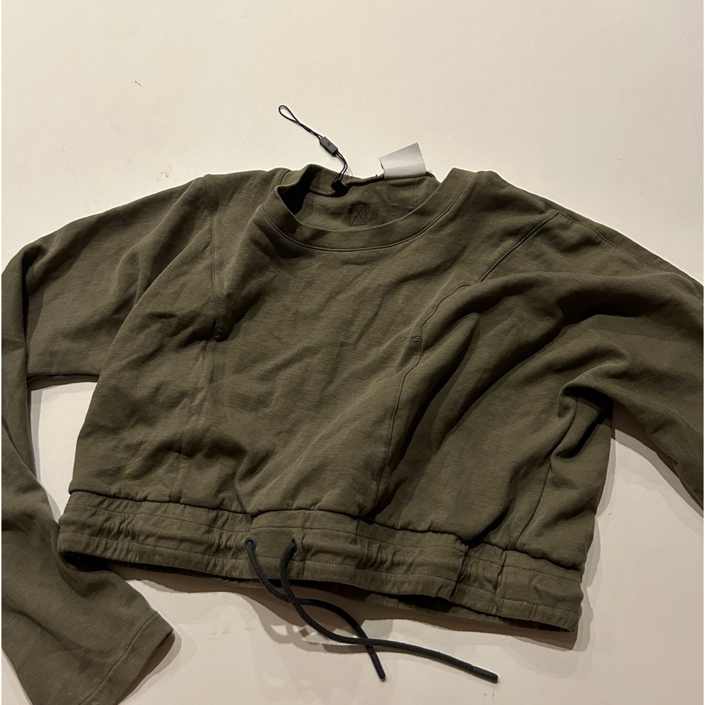 gymshark army green crop crew neck